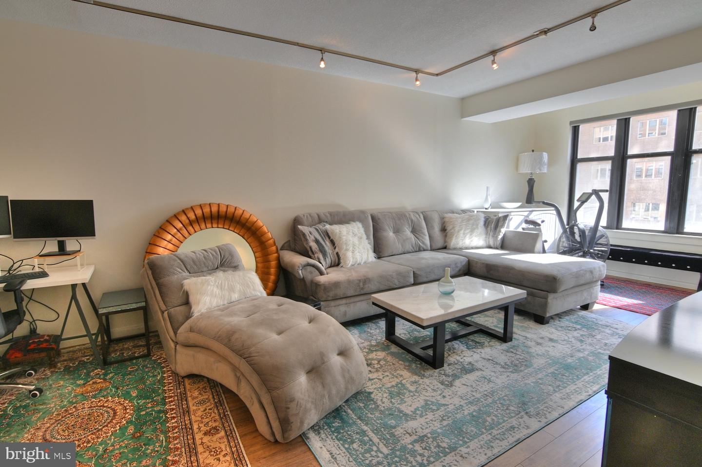 400 MASSACHUSETTS AVE NW #423, WASHINGTON, District Of Columbia 20001, 1 Bedroom Bedrooms, ,1 BathroomBathrooms,Residential,For sale,400 MASSACHUSETTS AVE NW #423,DCDC2168680 MLS # DCDC2168680