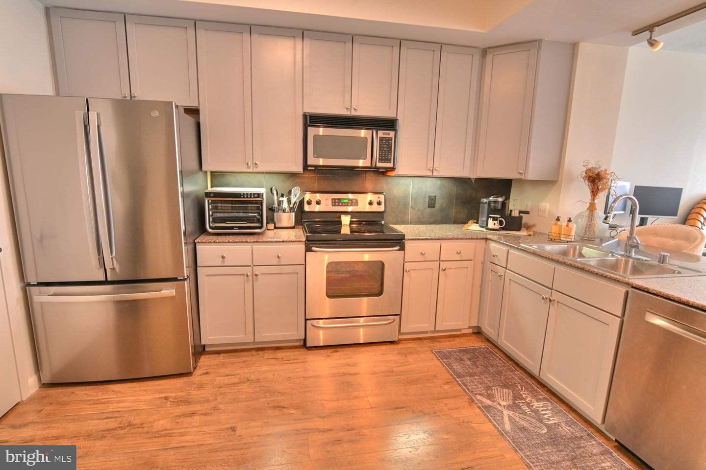 400 MASSACHUSETTS AVE NW #423, WASHINGTON, District Of Columbia 20001, 1 Bedroom Bedrooms, ,1 BathroomBathrooms,Residential,For sale,400 MASSACHUSETTS AVE NW #423,DCDC2168680 MLS # DCDC2168680
