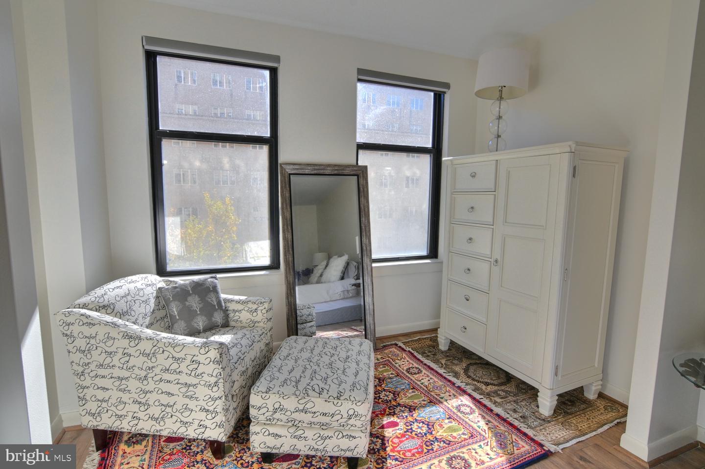 400 MASSACHUSETTS AVE NW #423, WASHINGTON, District Of Columbia 20001, 1 Bedroom Bedrooms, ,1 BathroomBathrooms,Residential,For sale,400 MASSACHUSETTS AVE NW #423,DCDC2168680 MLS # DCDC2168680
