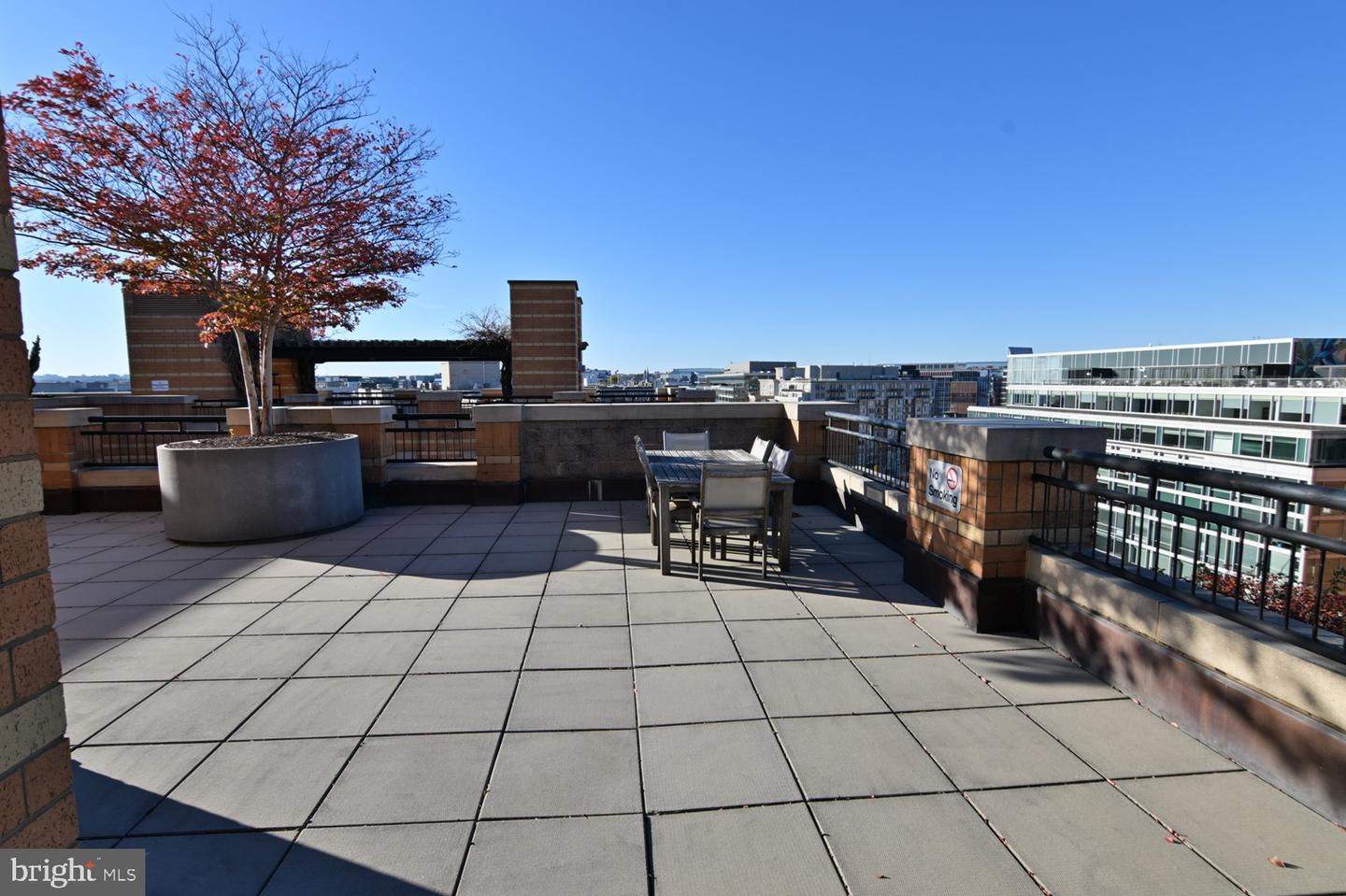400 MASSACHUSETTS AVE NW #423, WASHINGTON, District Of Columbia 20001, 1 Bedroom Bedrooms, ,1 BathroomBathrooms,Residential,For sale,400 MASSACHUSETTS AVE NW #423,DCDC2168680 MLS # DCDC2168680