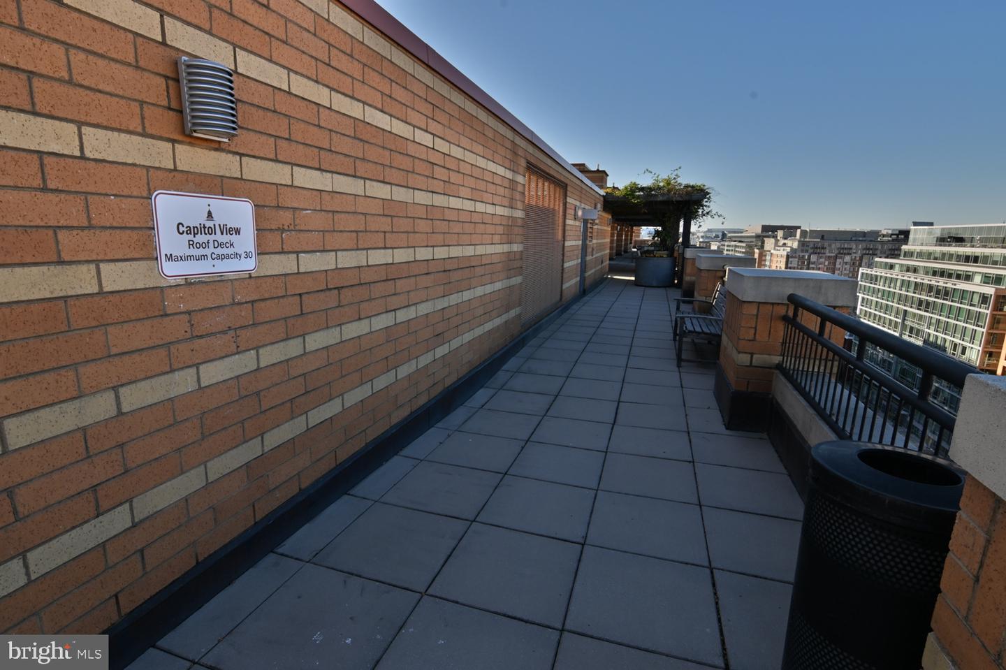 400 MASSACHUSETTS AVE NW #423, WASHINGTON, District Of Columbia 20001, 1 Bedroom Bedrooms, ,1 BathroomBathrooms,Residential,For sale,400 MASSACHUSETTS AVE NW #423,DCDC2168680 MLS # DCDC2168680