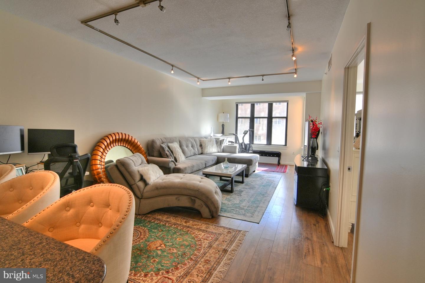 400 MASSACHUSETTS AVE NW #423, WASHINGTON, District Of Columbia 20001, 1 Bedroom Bedrooms, ,1 BathroomBathrooms,Residential,For sale,400 MASSACHUSETTS AVE NW #423,DCDC2168680 MLS # DCDC2168680