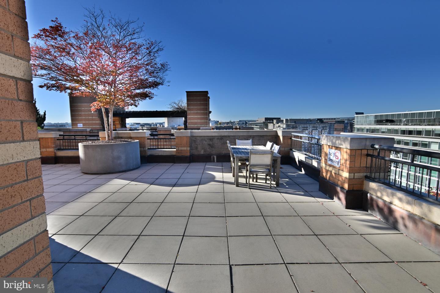 400 MASSACHUSETTS AVE NW #423, WASHINGTON, District Of Columbia 20001, 1 Bedroom Bedrooms, ,1 BathroomBathrooms,Residential,For sale,400 MASSACHUSETTS AVE NW #423,DCDC2168680 MLS # DCDC2168680