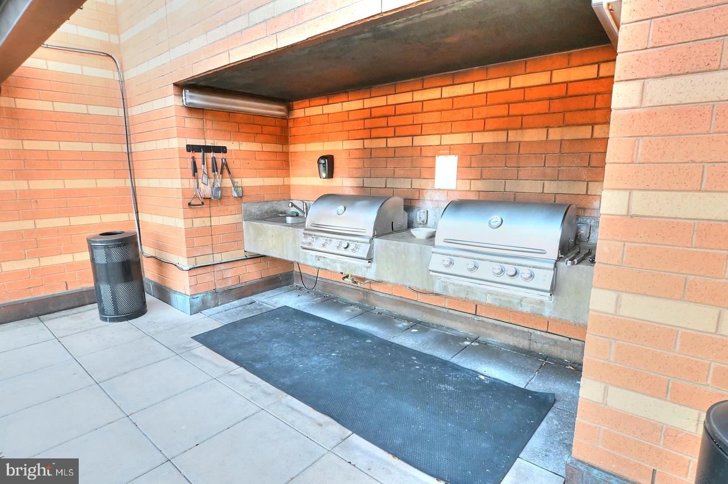 400 MASSACHUSETTS AVE NW #423, WASHINGTON, District Of Columbia 20001, 1 Bedroom Bedrooms, ,1 BathroomBathrooms,Residential,For sale,400 MASSACHUSETTS AVE NW #423,DCDC2168680 MLS # DCDC2168680