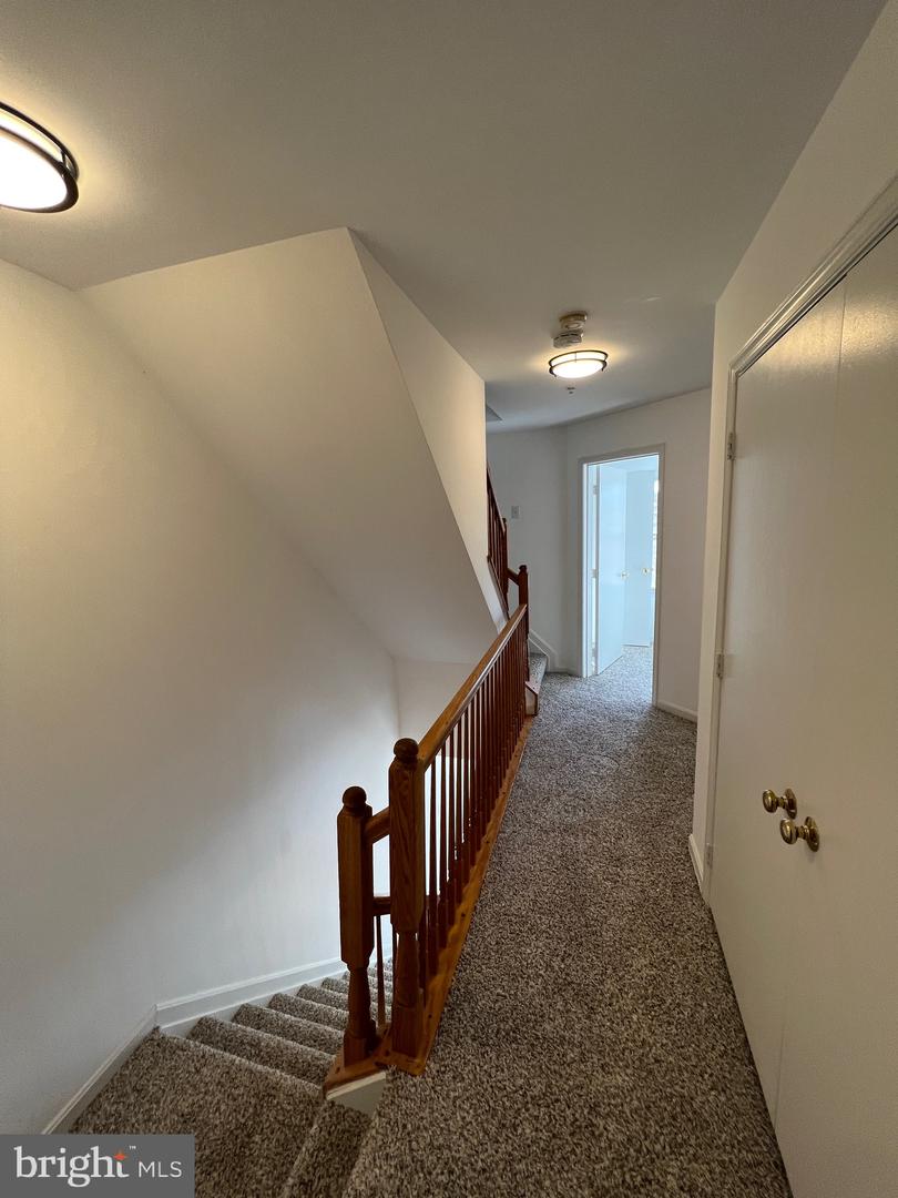 822 HR DR SE, WASHINGTON, District Of Columbia 20032, 3 Bedrooms Bedrooms, ,2 BathroomsBathrooms,Residential,For sale,822 HR DR SE,DCDC2168738 MLS # DCDC2168738