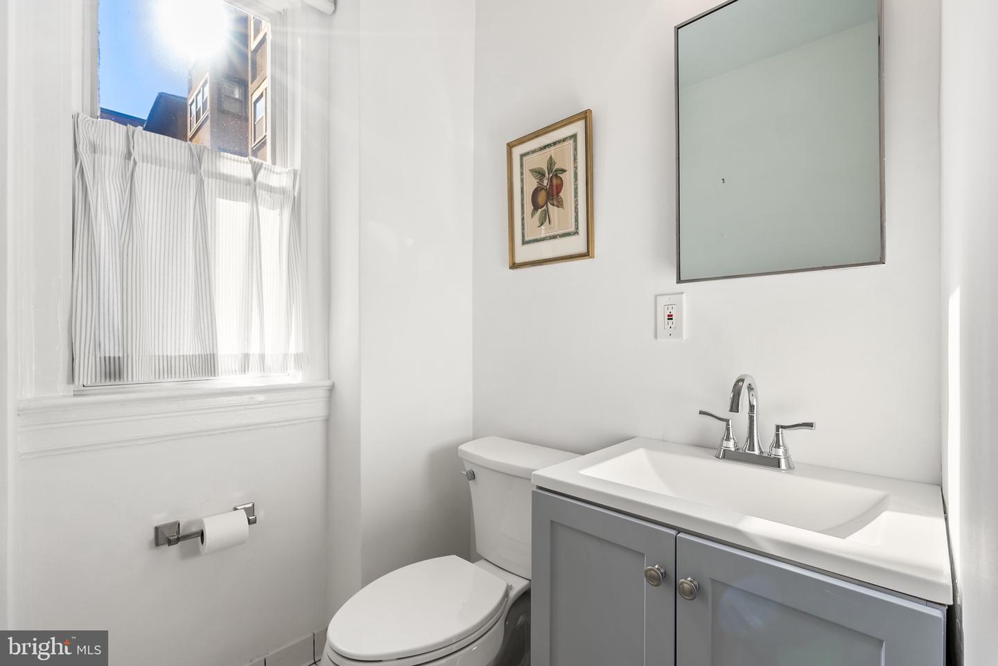 2227 20TH ST NW #107, WASHINGTON, District Of Columbia 20009, 1 Bedroom Bedrooms, ,1 BathroomBathrooms,Residential,For sale,2227 20TH ST NW #107,DCDC2168858 MLS # DCDC2168858