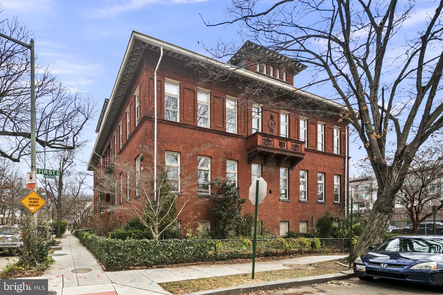 111 QUINCY PL NE #1, WASHINGTON, District Of Columbia 20002, 3 Bedrooms Bedrooms, ,3 BathroomsBathrooms,Residential,For sale,111 QUINCY PL NE #1,DCDC2161920 MLS # DCDC2161920