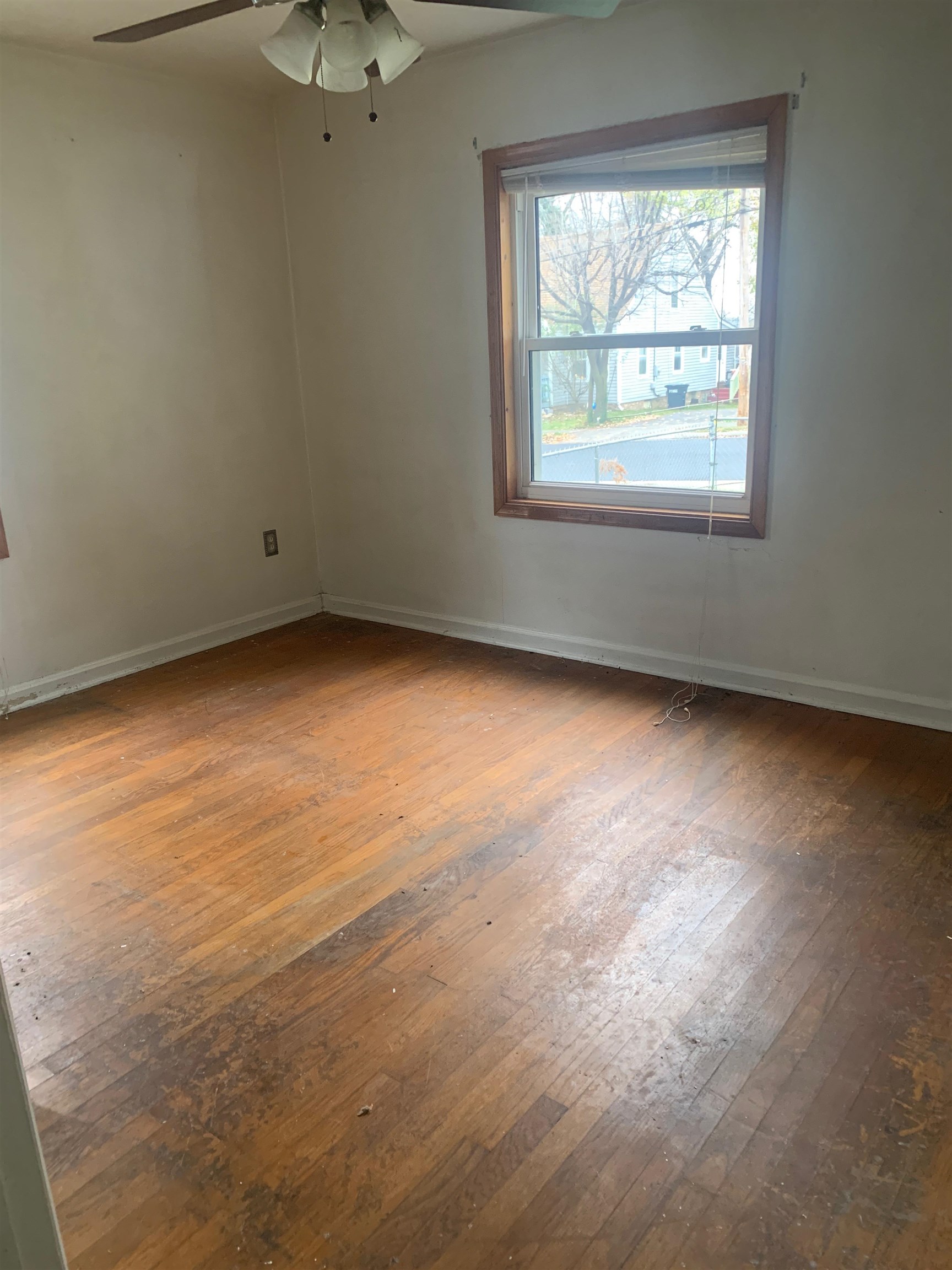 271 E GAY ST, HARRISONBURG, Virginia 22802, 2 Bedrooms Bedrooms, ,1 BathroomBathrooms,Residential,271 EAST GAY STREET,271 E GAY ST,658803 MLS # 658803