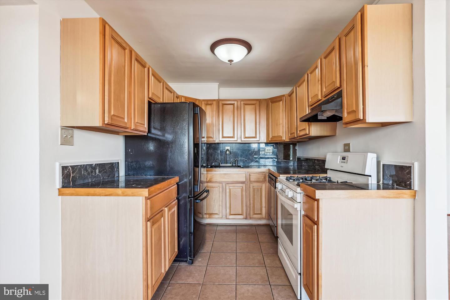 5831 QUANTRELL AVE #509, ALEXANDRIA, Virginia 22312, 1 Bedroom Bedrooms, ,1 BathroomBathrooms,Residential,For sale,5831 QUANTRELL AVE #509,VAAX2039424 MLS # VAAX2039424