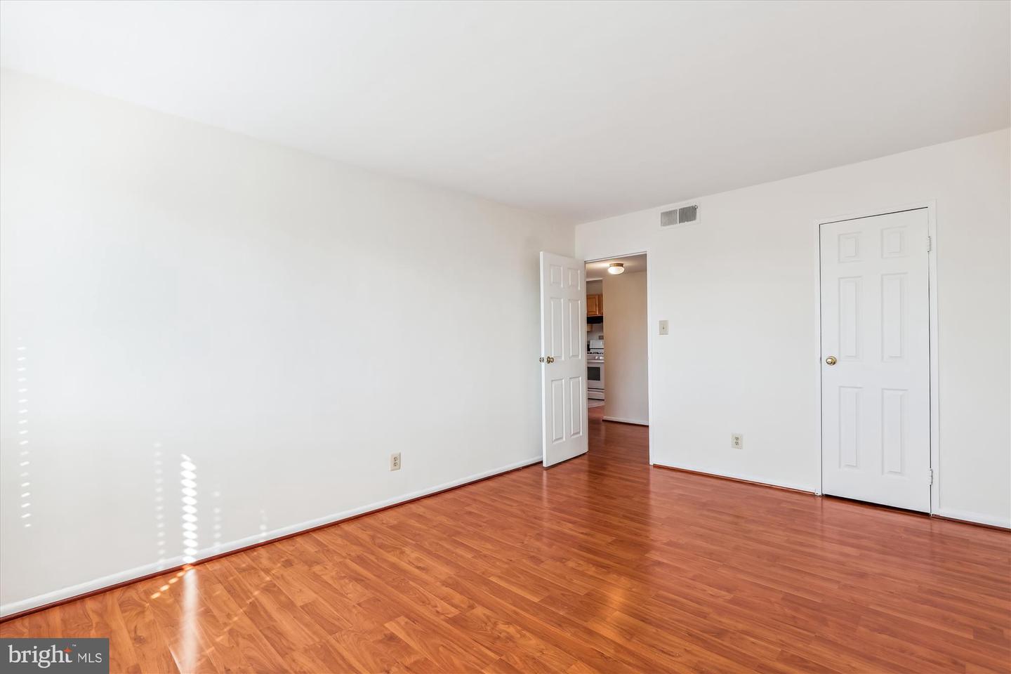 5831 QUANTRELL AVE #509, ALEXANDRIA, Virginia 22312, 1 Bedroom Bedrooms, ,1 BathroomBathrooms,Residential,For sale,5831 QUANTRELL AVE #509,VAAX2039424 MLS # VAAX2039424