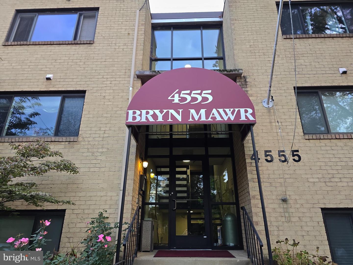 4555 MACARTHUR BLVD NW #209, WASHINGTON, District Of Columbia 20007, 1 Bedroom Bedrooms, 6 Rooms Rooms,1 BathroomBathrooms,Residential,For sale,4555 MACARTHUR BLVD NW #209,DCDC2167962 MLS # DCDC2167962