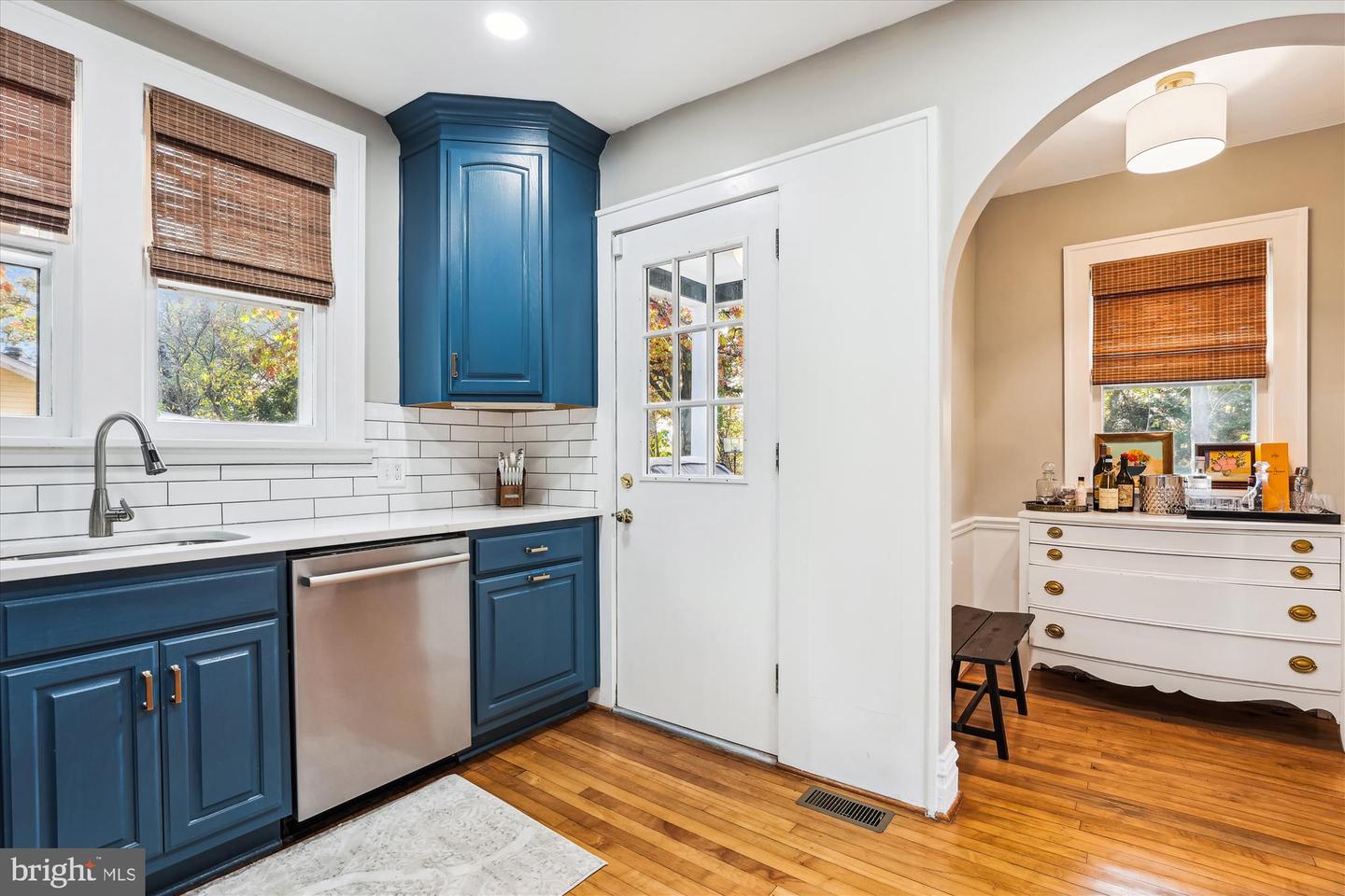 912 S QUINCY ST, ARLINGTON, Virginia 22204, 4 Bedrooms Bedrooms, ,2 BathroomsBathrooms,Residential,For sale,912 S QUINCY ST,VAAR2050662 MLS # VAAR2050662