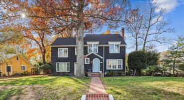 912 S QUINCY ST, ARLINGTON, Virginia 22204, 4 Bedrooms Bedrooms, ,2 BathroomsBathrooms,Residential,For sale,912 S QUINCY ST,VAAR2050662 MLS # VAAR2050662