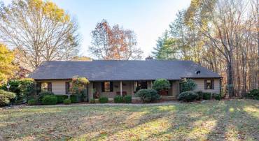 14445 KINGS GRANT LN, DOSWELL, Virginia 23047, 3 Bedrooms Bedrooms, ,2 BathroomsBathrooms,Residential,For sale,14445 KINGS GRANT LN,VAHA2000854 MLS # VAHA2000854