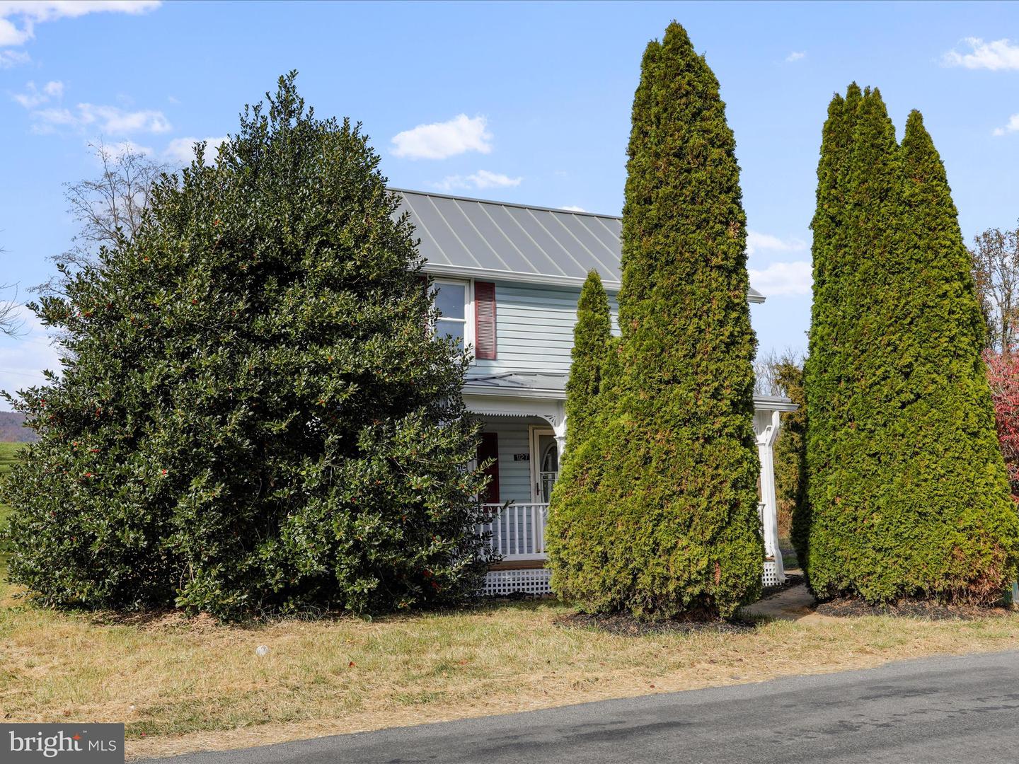 1127 BROOK CREEK RD, TOMS BROOK, Virginia 22660, 3 Bedrooms Bedrooms, ,1 BathroomBathrooms,Residential,For sale,1127 BROOK CREEK RD,VASH2010124 MLS # VASH2010124