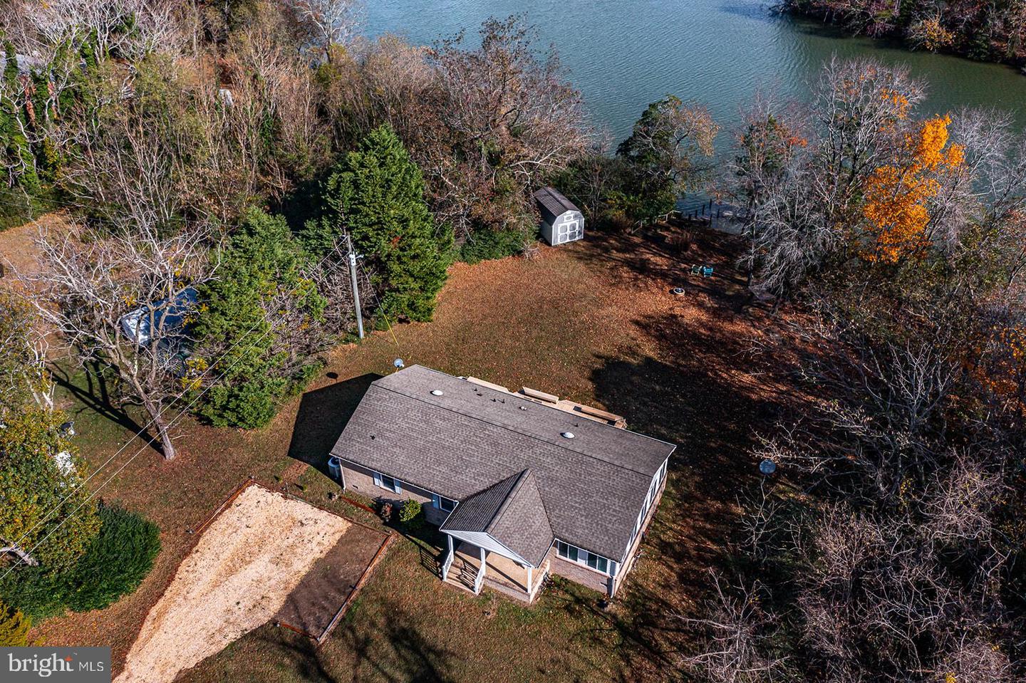 328 WHITE SAND DR, HEATHSVILLE, Virginia 22473, 3 Bedrooms Bedrooms, 6 Rooms Rooms,2 BathroomsBathrooms,Residential,For sale,328 WHITE SAND DR,VANV2001364 MLS # VANV2001364