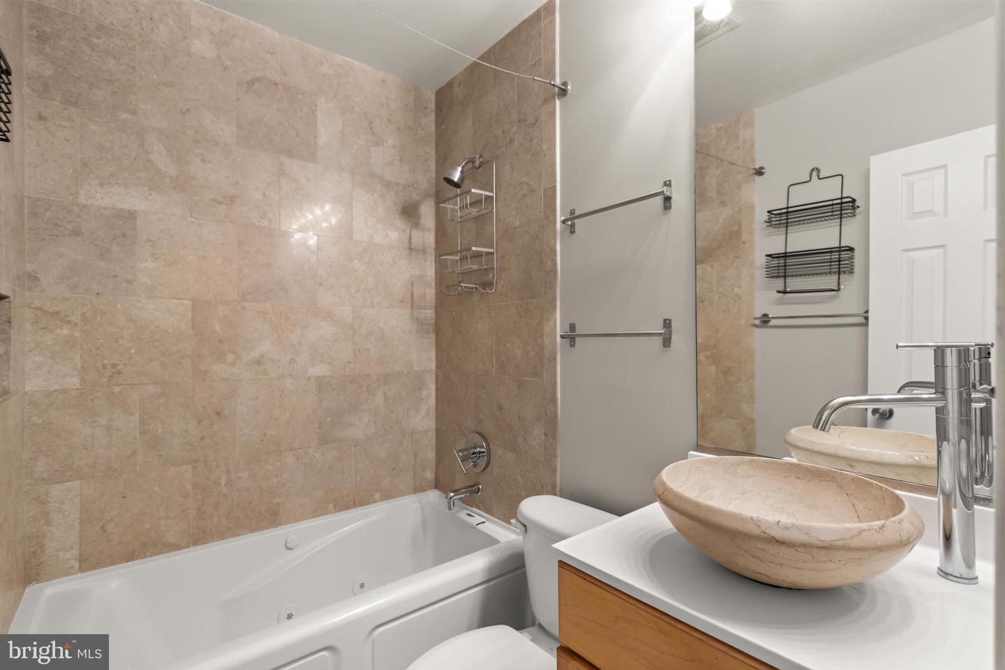 401 DOUGLAS ST NE #B, WASHINGTON, District Of Columbia 20017, 1 Bedroom Bedrooms, ,1 BathroomBathrooms,Residential,For sale,401 DOUGLAS ST NE #B,DCDC2169024 MLS # DCDC2169024