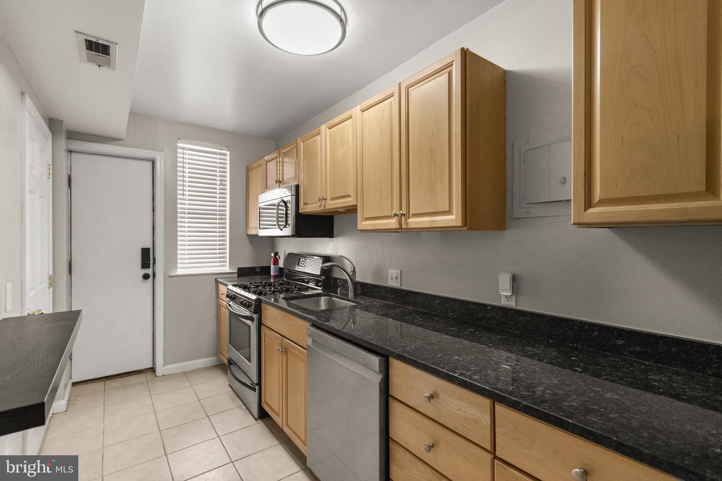 401 DOUGLAS ST NE #B, WASHINGTON, District Of Columbia 20017, 1 Bedroom Bedrooms, ,1 BathroomBathrooms,Residential,For sale,401 DOUGLAS ST NE #B,DCDC2169024 MLS # DCDC2169024