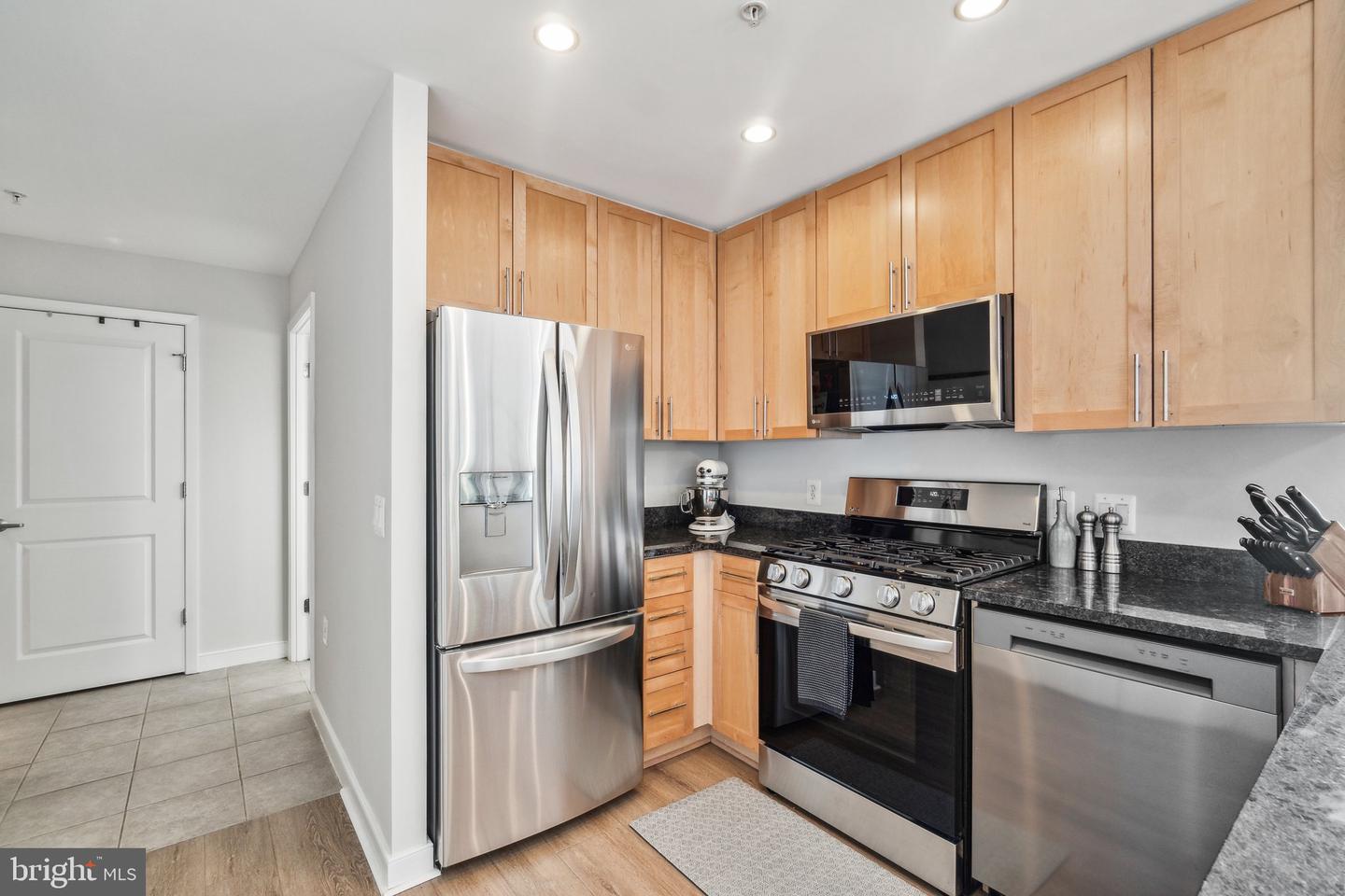 820 N POLLARD ST N #204, ARLINGTON, Virginia 22203, 2 Bedrooms Bedrooms, ,2 BathroomsBathrooms,Residential,For sale,820 N POLLARD ST N #204,VAAR2050832 MLS # VAAR2050832