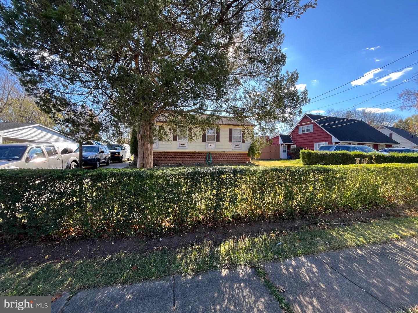 4813 LAWRENCE ST, ALEXANDRIA, Virginia 22309, 4 Bedrooms Bedrooms, ,2 BathroomsBathrooms,Residential,For sale,4813 LAWRENCE ST,VAFX2210836 MLS # VAFX2210836