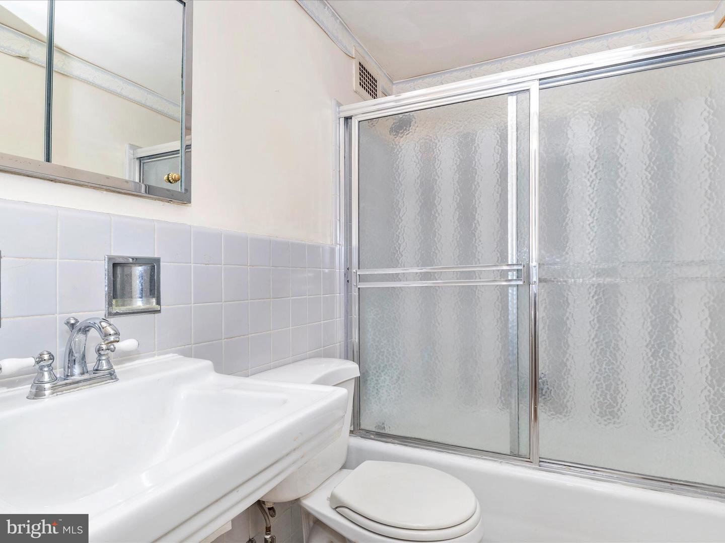 2475 VIRGINIA AVE NW #727, WASHINGTON, District Of Columbia 20037, 1 Bedroom Bedrooms, ,1 BathroomBathrooms,Residential,For sale,2475 VIRGINIA AVE NW #727,DCDC2135158 MLS # DCDC2135158