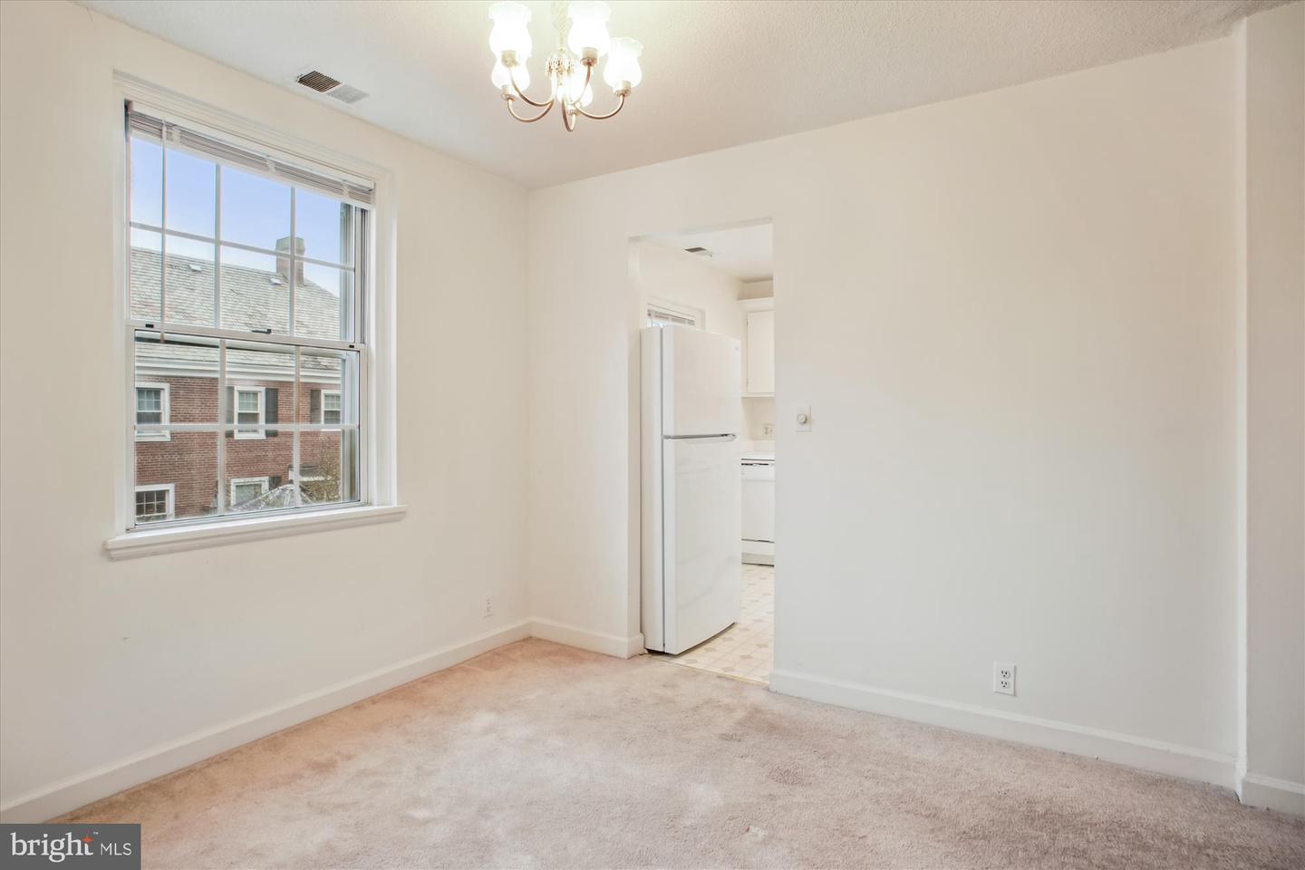 4518 36TH ST S #B1, ARLINGTON, Virginia 22206, 2 Bedrooms Bedrooms, ,2 BathroomsBathrooms,Residential,For sale,4518 36TH ST S #B1,VAAR2049164 MLS # VAAR2049164