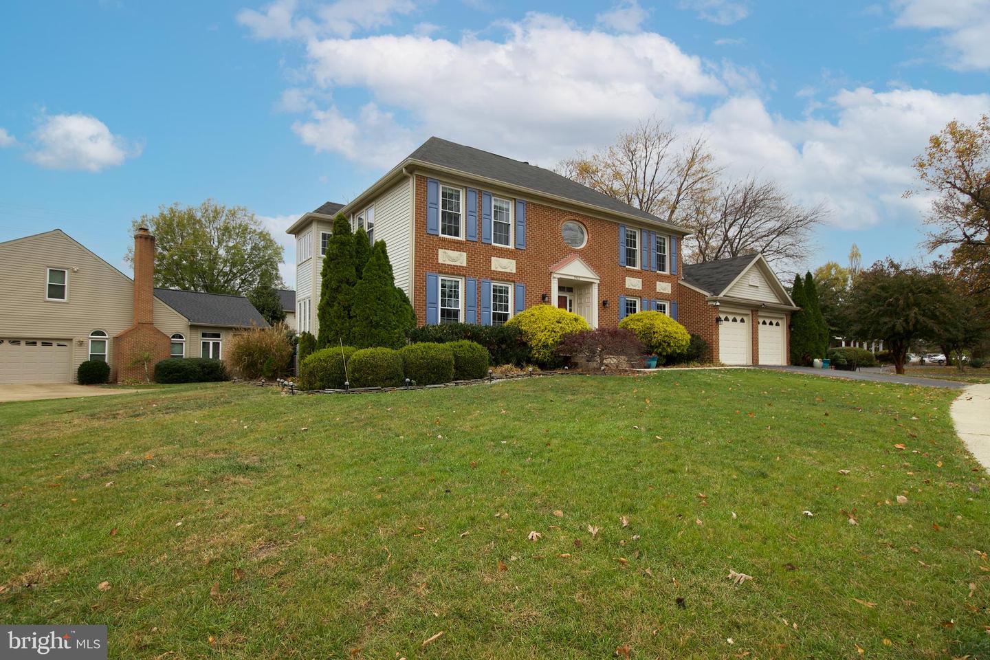 7502 SIMMS RD, ALEXANDRIA, Virginia 22315, 4 Bedrooms Bedrooms, ,3 BathroomsBathrooms,Residential,For sale,7502 SIMMS RD,VAFX2210900 MLS # VAFX2210900