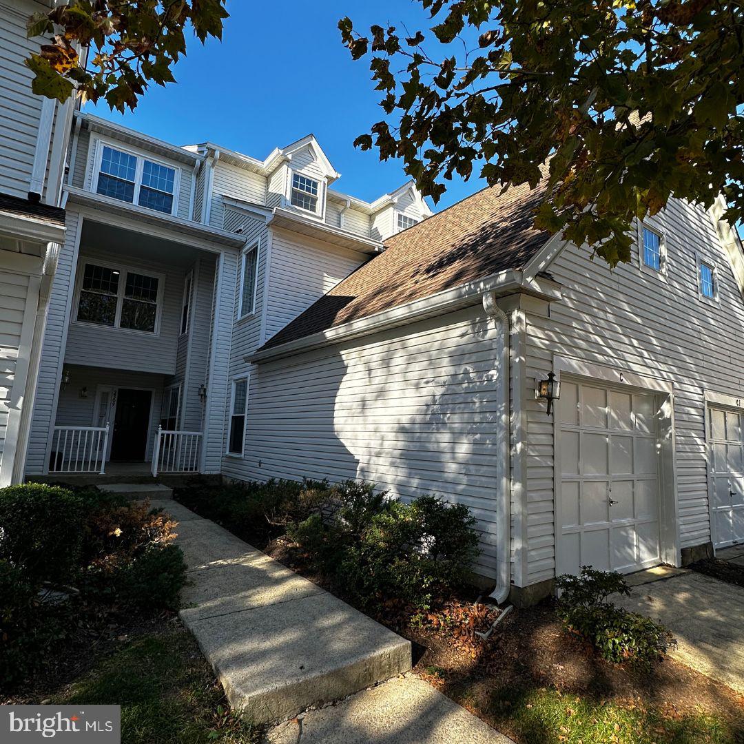 6609 THACKWELL WAY #2308, ALEXANDRIA, Virginia 22315, 2 Bedrooms Bedrooms, ,2 BathroomsBathrooms,Residential,For sale,6609 THACKWELL WAY #2308,VAFX2207746 MLS # VAFX2207746