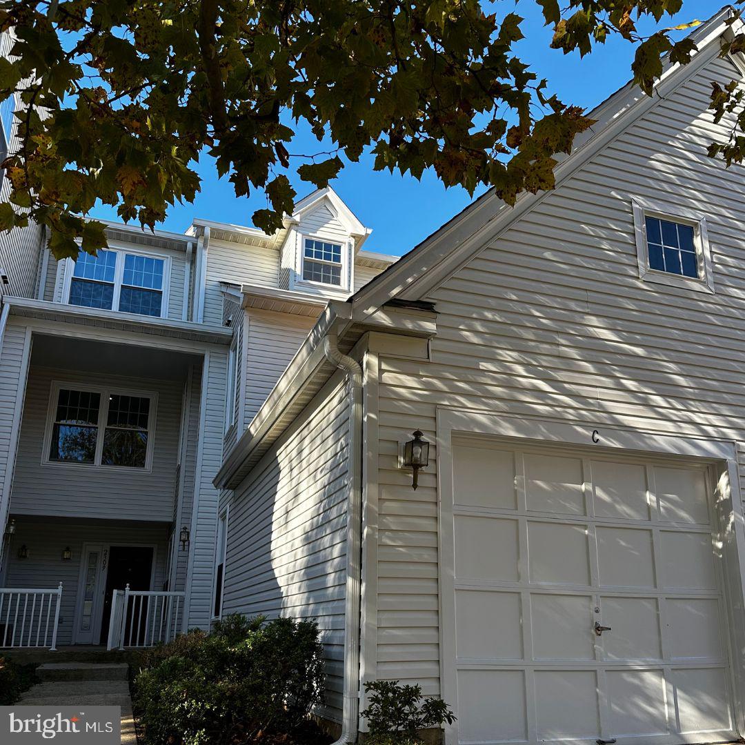 6609 THACKWELL WAY #2308, ALEXANDRIA, Virginia 22315, 2 Bedrooms Bedrooms, ,2 BathroomsBathrooms,Residential,For sale,6609 THACKWELL WAY #2308,VAFX2207746 MLS # VAFX2207746