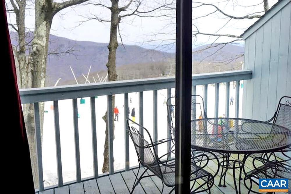 259 TIMBERS CONDOS, WINTERGREEN RESORT, Virginia 22967, 2 Bedrooms Bedrooms, ,2 BathroomsBathrooms,Residential,For sale,259 TIMBERS CONDOS,658831 MLS # 658831