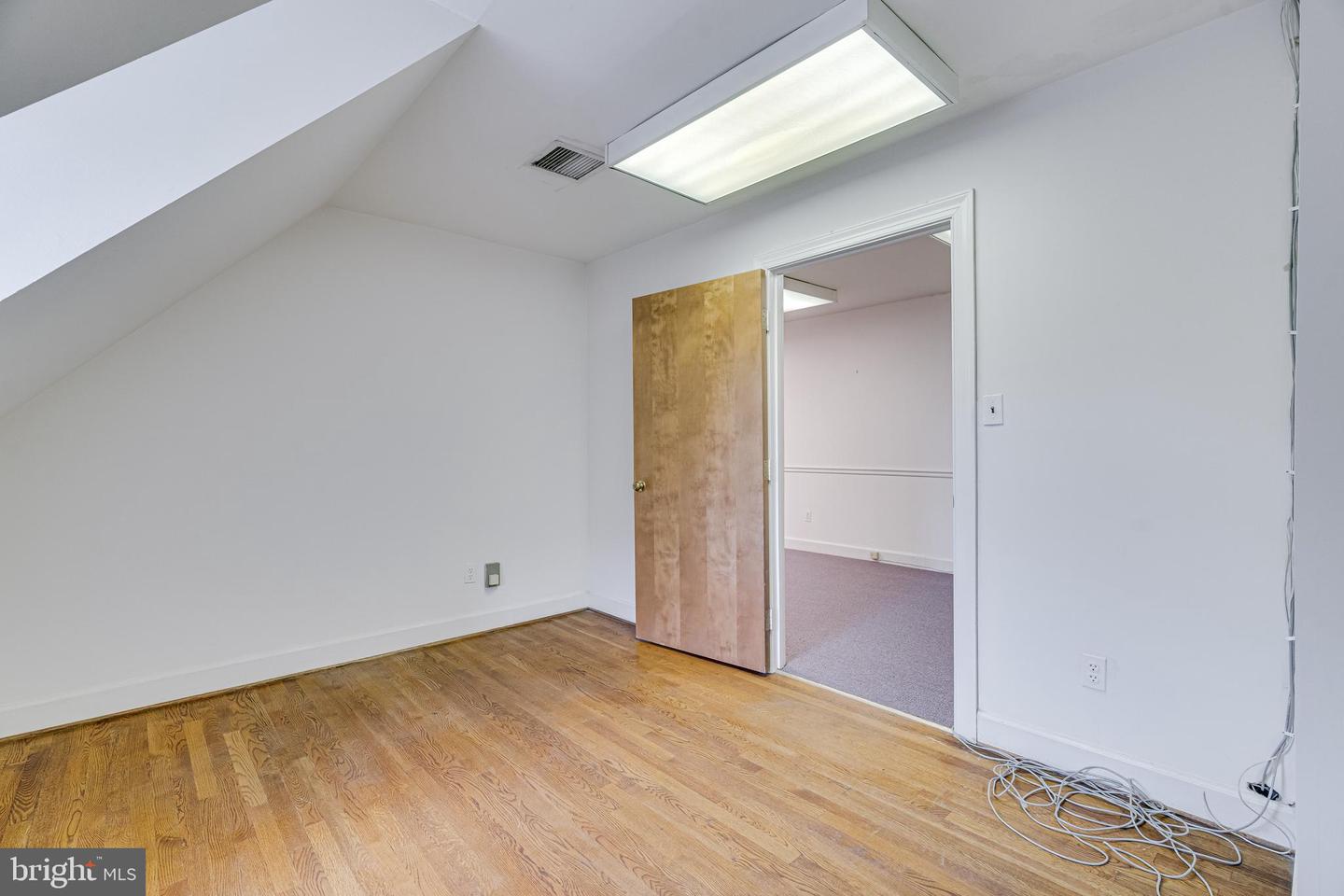 217 N WASHINGTON ST, ALEXANDRIA, Virginia 22314, ,Land,For sale,217 N WASHINGTON ST,VAAX2039680 MLS # VAAX2039680