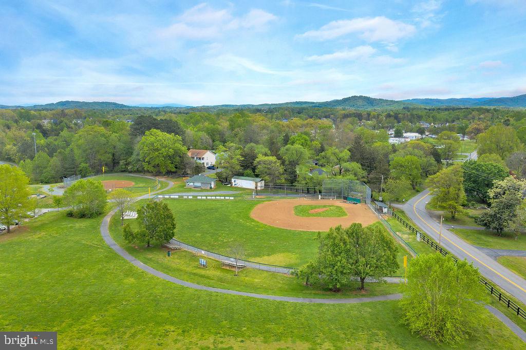 1241 CLAY CT, CROZET, Virginia 22932, 3 Bedrooms Bedrooms, ,2 BathroomsBathrooms,Residential,For sale,1241 CLAY CT,VAAB2000798 MLS # VAAB2000798