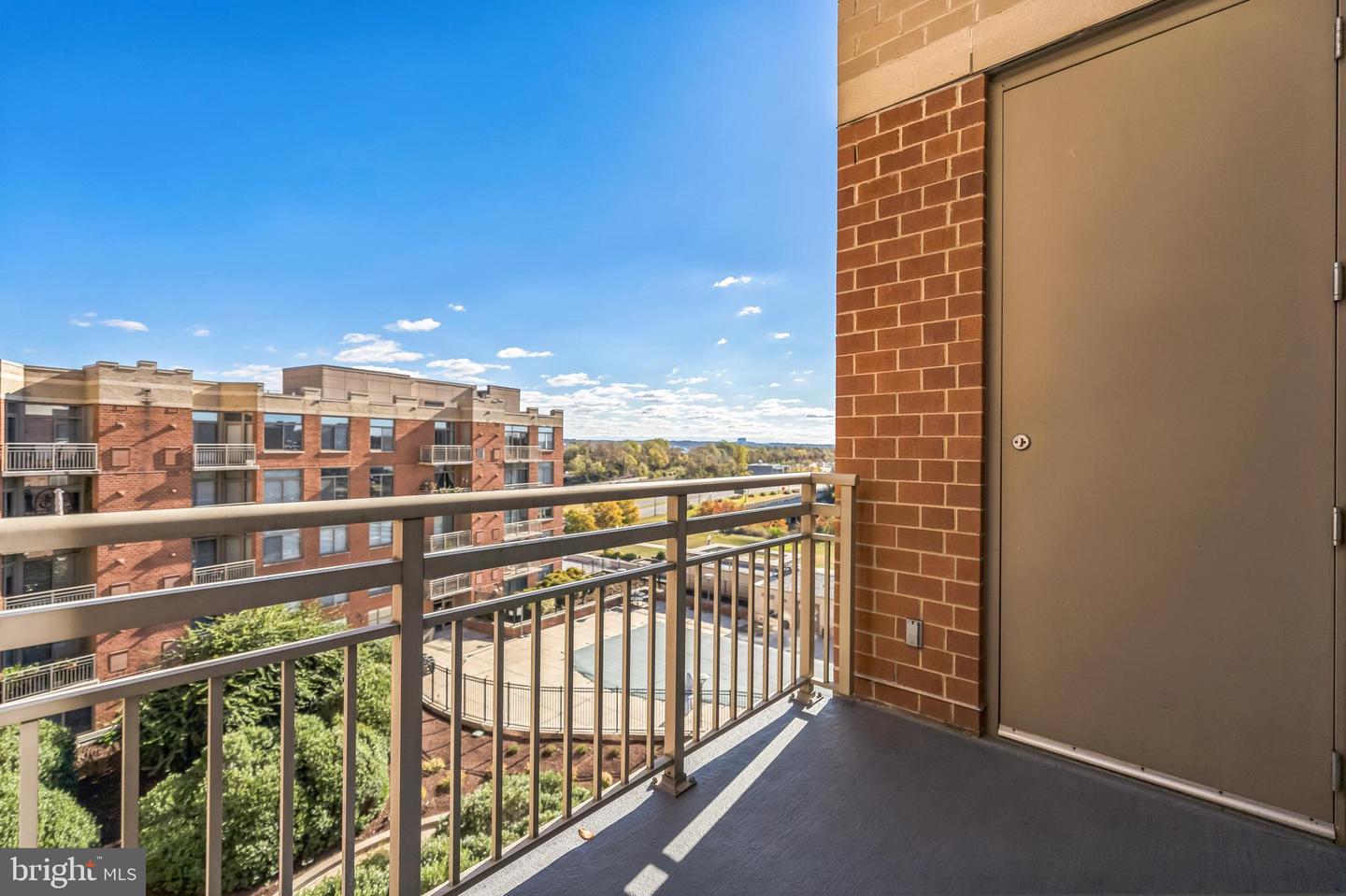 3650 S GLEBE RD #666, ARLINGTON, Virginia 22202, 1 Bedroom Bedrooms, ,1 BathroomBathrooms,Residential,For sale,3650 S GLEBE RD #666,VAAR2050820 MLS # VAAR2050820