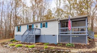 6408 MAXIE LEE CT, SPOTSYLVANIA, Virginia 22551, 3 Bedrooms Bedrooms, 8 Rooms Rooms,2 BathroomsBathrooms,Residential,For sale,6408 MAXIE LEE CT,VASP2028980 MLS # VASP2028980