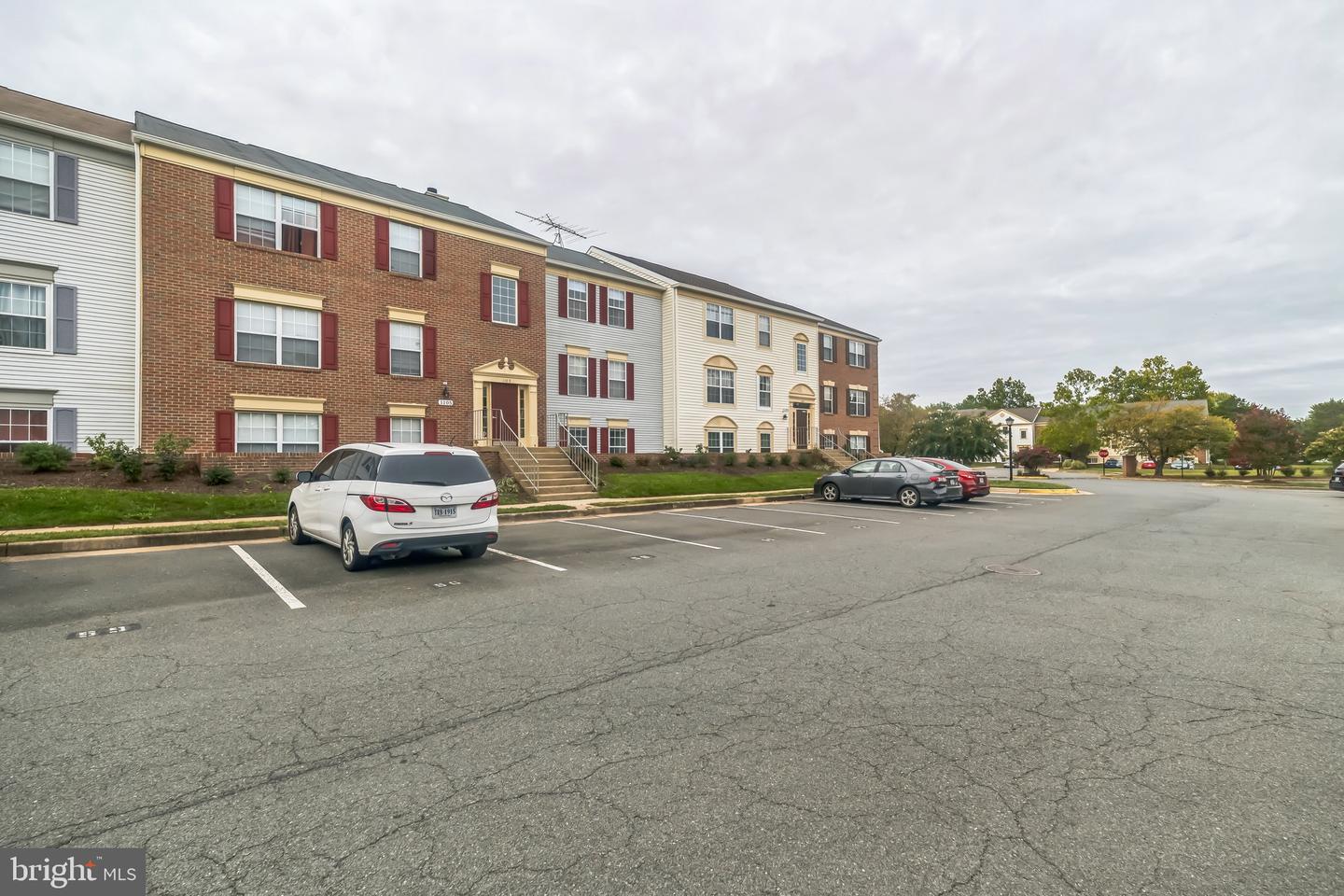 1105 HUNTMASTER TER NE #102, LEESBURG, Virginia 20176, 2 Bedrooms Bedrooms, ,1 BathroomBathrooms,Residential,For sale,1105 HUNTMASTER TER NE #102,VALO2082996 MLS # VALO2082996