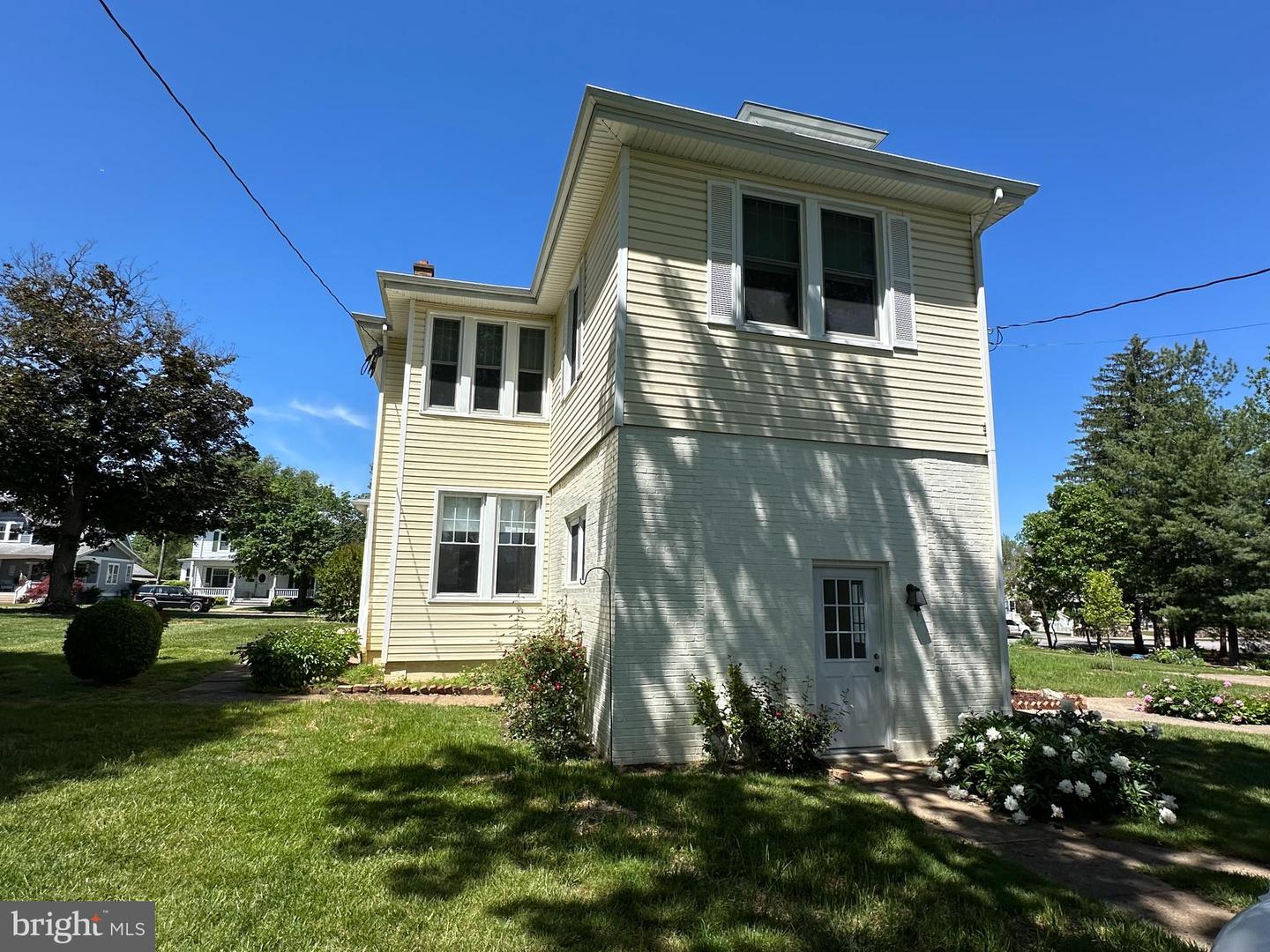 8 BARTLETT AVE, LURAY, Virginia 22835, 5 Bedrooms Bedrooms, ,3 BathroomsBathrooms,Residential,For sale,8 BARTLETT AVE,VAPA2004222 MLS # VAPA2004222
