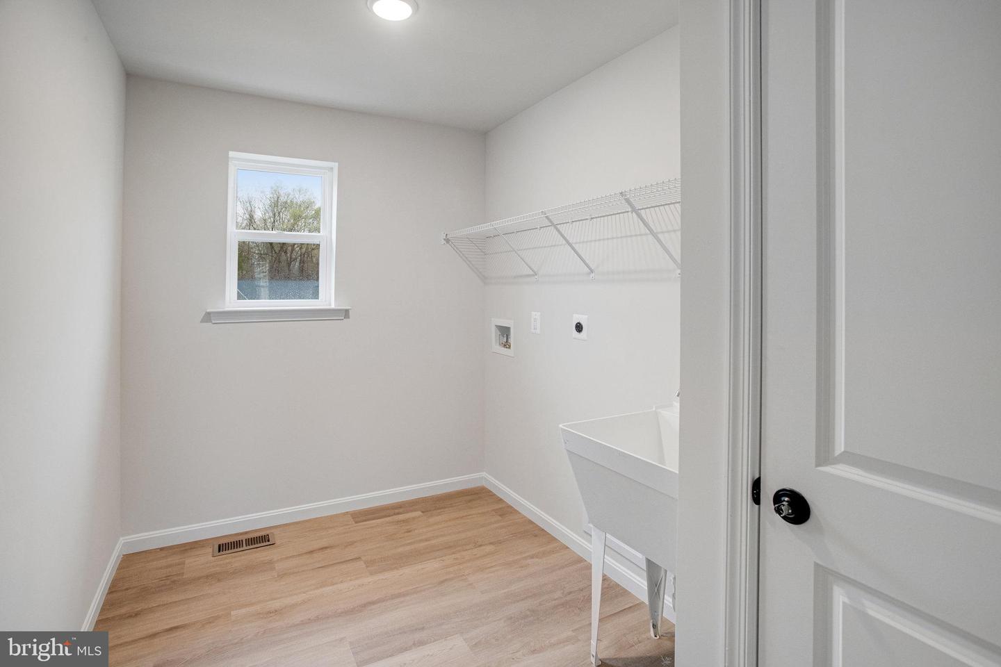 9168 ARCTIC FOX WAY, BEALETON, Virginia 22712, 3 Bedrooms Bedrooms, ,2 BathroomsBathrooms,Residential,For sale,9168 ARCTIC FOX WAY,VAFQ2014752 MLS # VAFQ2014752