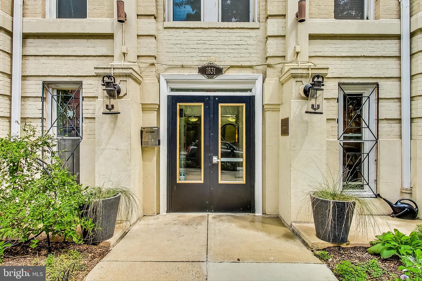 1831 BELMONT RD NW #502, WASHINGTON, District Of Columbia 20009, 1 Bedroom Bedrooms, ,1 BathroomBathrooms,Residential,For sale,1831 BELMONT RD NW #502,DCDC2169226 MLS # DCDC2169226