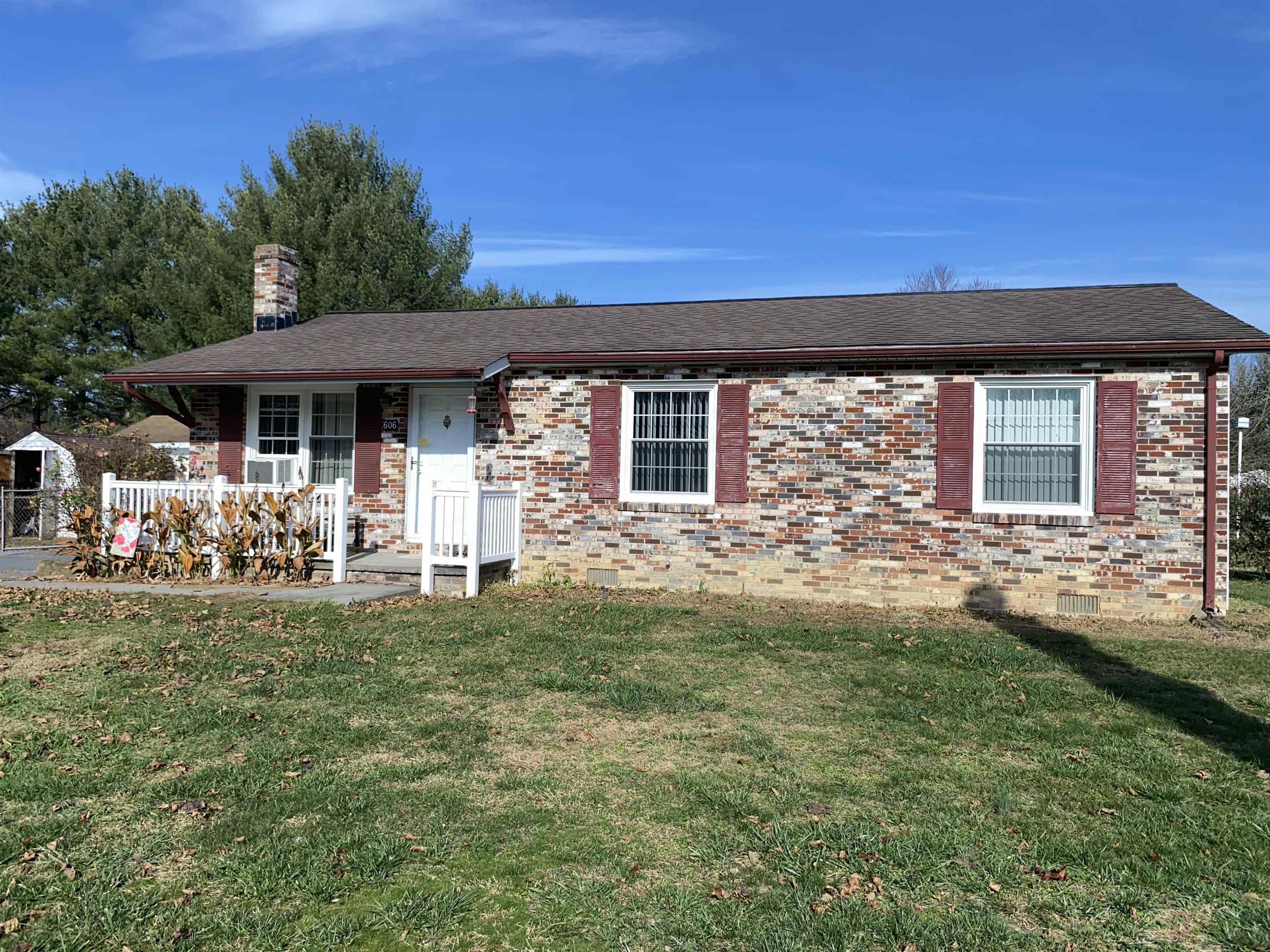 606 13TH ST, GROTTOES, Virginia 24441, 3 Bedrooms Bedrooms, ,1 BathroomBathrooms,Residential,606 13TH ST,658871 MLS # 658871