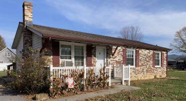 606 13TH ST, GROTTOES, Virginia 24441, 3 Bedrooms Bedrooms, ,1 BathroomBathrooms,Residential,606 13TH ST,658871 MLS # 658871