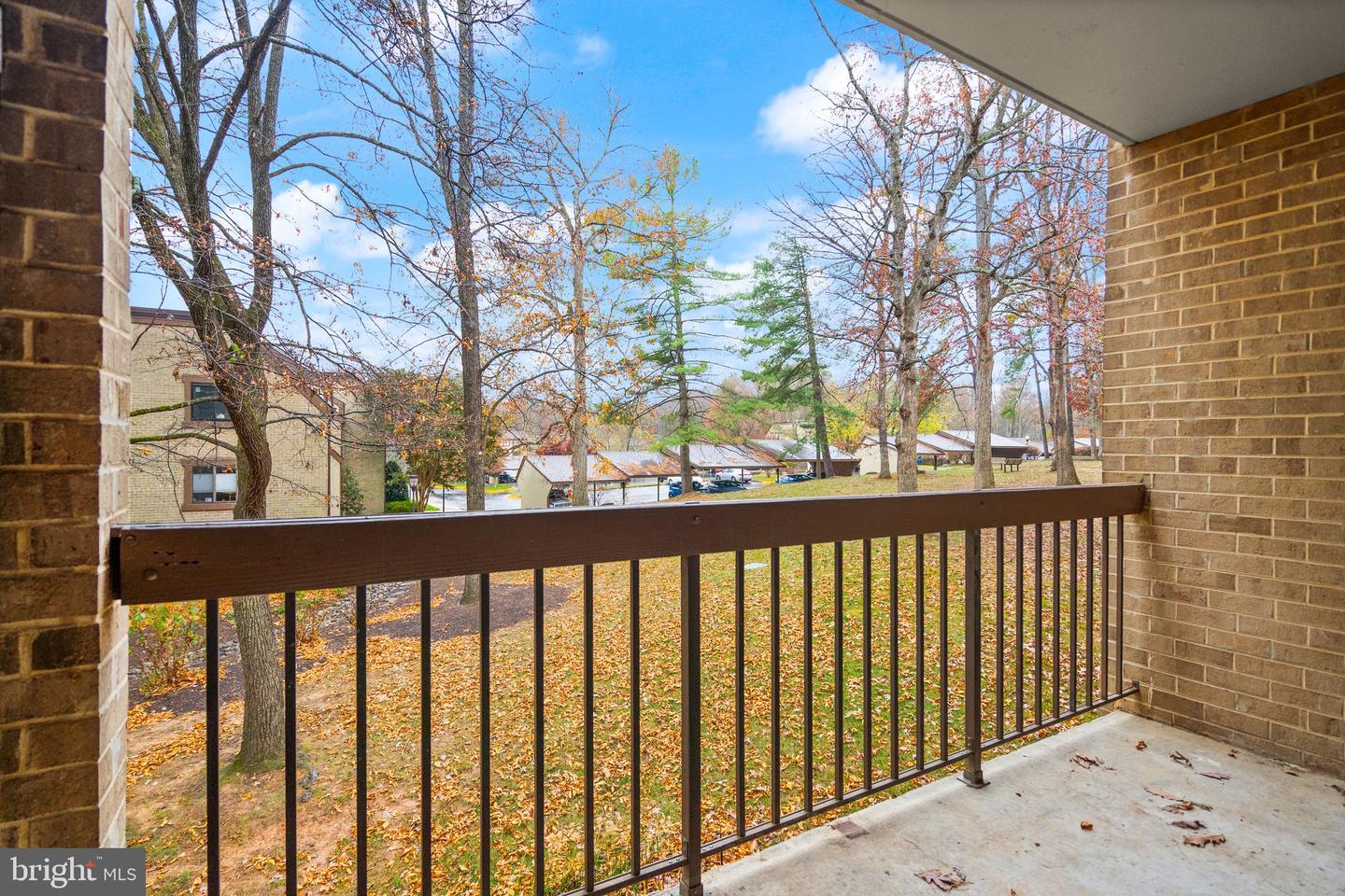 1639 PARKCREST CIR #200, RESTON, Virginia 20190, 2 Bedrooms Bedrooms, ,2 BathroomsBathrooms,Residential,For sale,1639 PARKCREST CIR #200,VAFX2210896 MLS # VAFX2210896