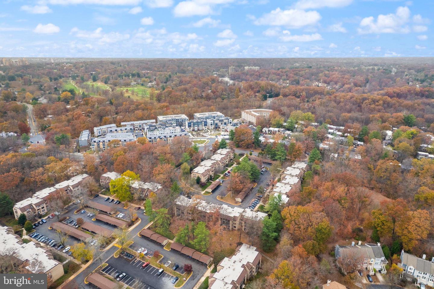 1639 PARKCREST CIR #200, RESTON, Virginia 20190, 2 Bedrooms Bedrooms, ,2 BathroomsBathrooms,Residential,For sale,1639 PARKCREST CIR #200,VAFX2210896 MLS # VAFX2210896