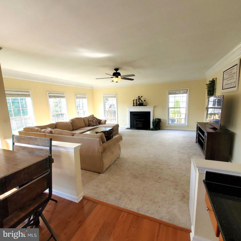 932 DEVONSHIRE CIR, PURCELLVILLE, Virginia 20132, 4 Bedrooms Bedrooms, ,3 BathroomsBathrooms,Residential,For sale,932 DEVONSHIRE CIR,VALO2083978 MLS # VALO2083978