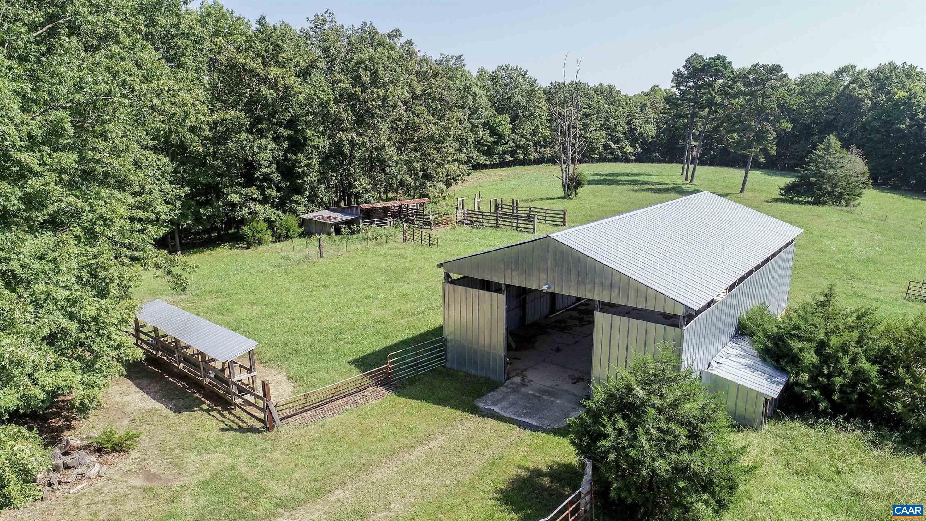 1500 square feet of storage w/concrete floor.