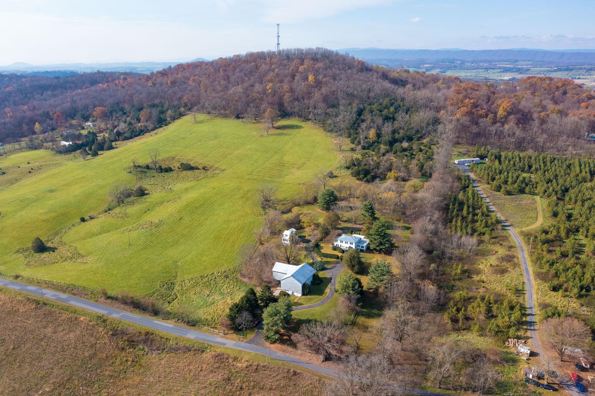 2869 UPHILL DR, ROCKINGHAM, Virginia 22815, 4 Bedrooms Bedrooms, ,2 BathroomsBathrooms,Residential,2869 UPHILL DR,658895 MLS # 658895