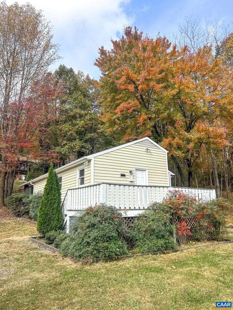 906 N GREENE ACRES RD, STANARDSVILLE, Virginia 22973, 2 Bedrooms Bedrooms, ,1 BathroomBathrooms,Residential,For sale,906 N GREENE ACRES RD,658588 MLS # 658588