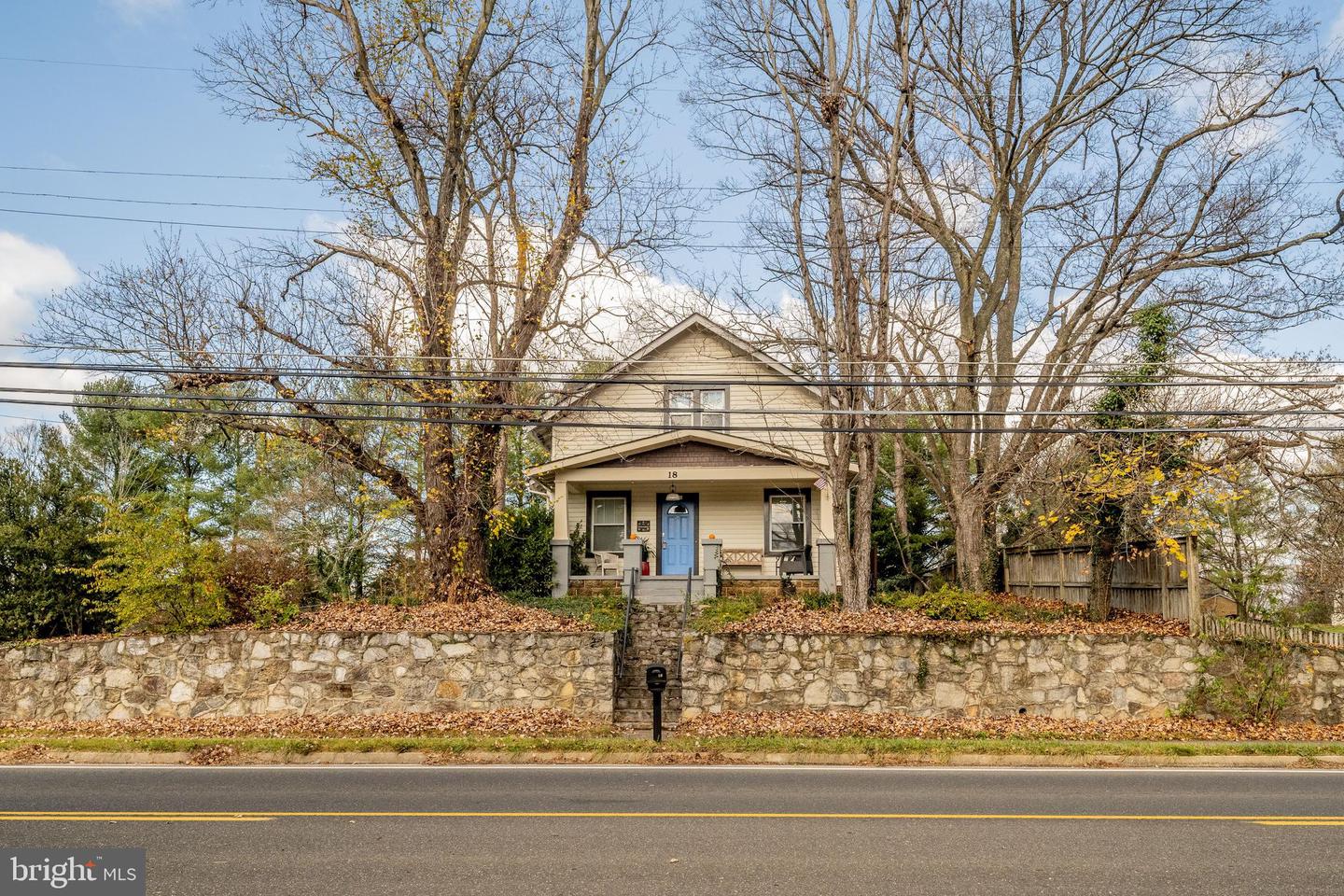 18 GREENWAY AVE S, BOYCE, Virginia 22620, 3 Bedrooms Bedrooms, ,2 BathroomsBathrooms,Residential,For sale,18 GREENWAY AVE S,VACL2003180 MLS # VACL2003180