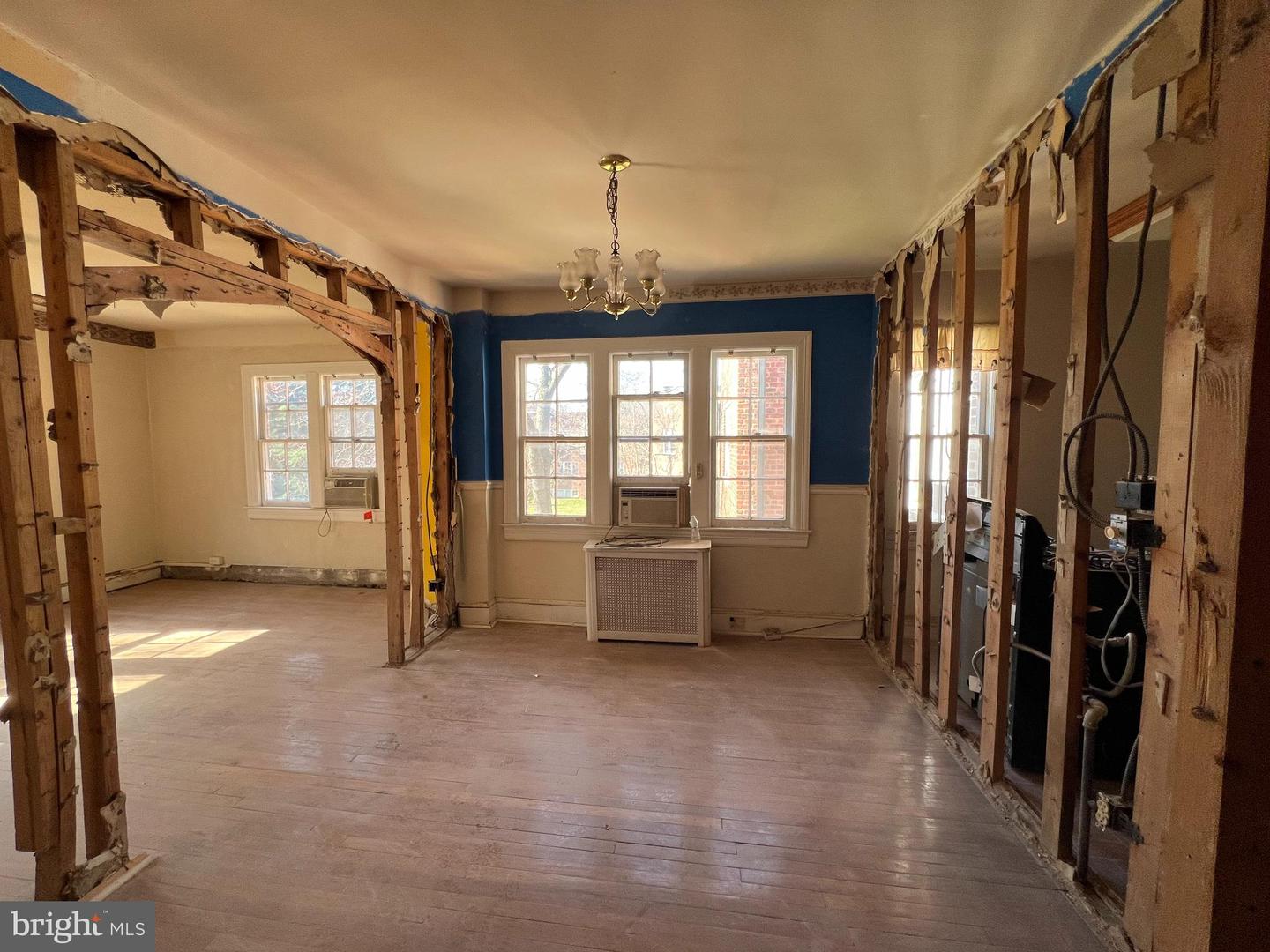 236 FARRAGUT ST NW #202, WASHINGTON, District Of Columbia 20011, 2 Bedrooms Bedrooms, ,1 BathroomBathrooms,Residential,For sale,236 FARRAGUT ST NW #202,DCDC2169254 MLS # DCDC2169254