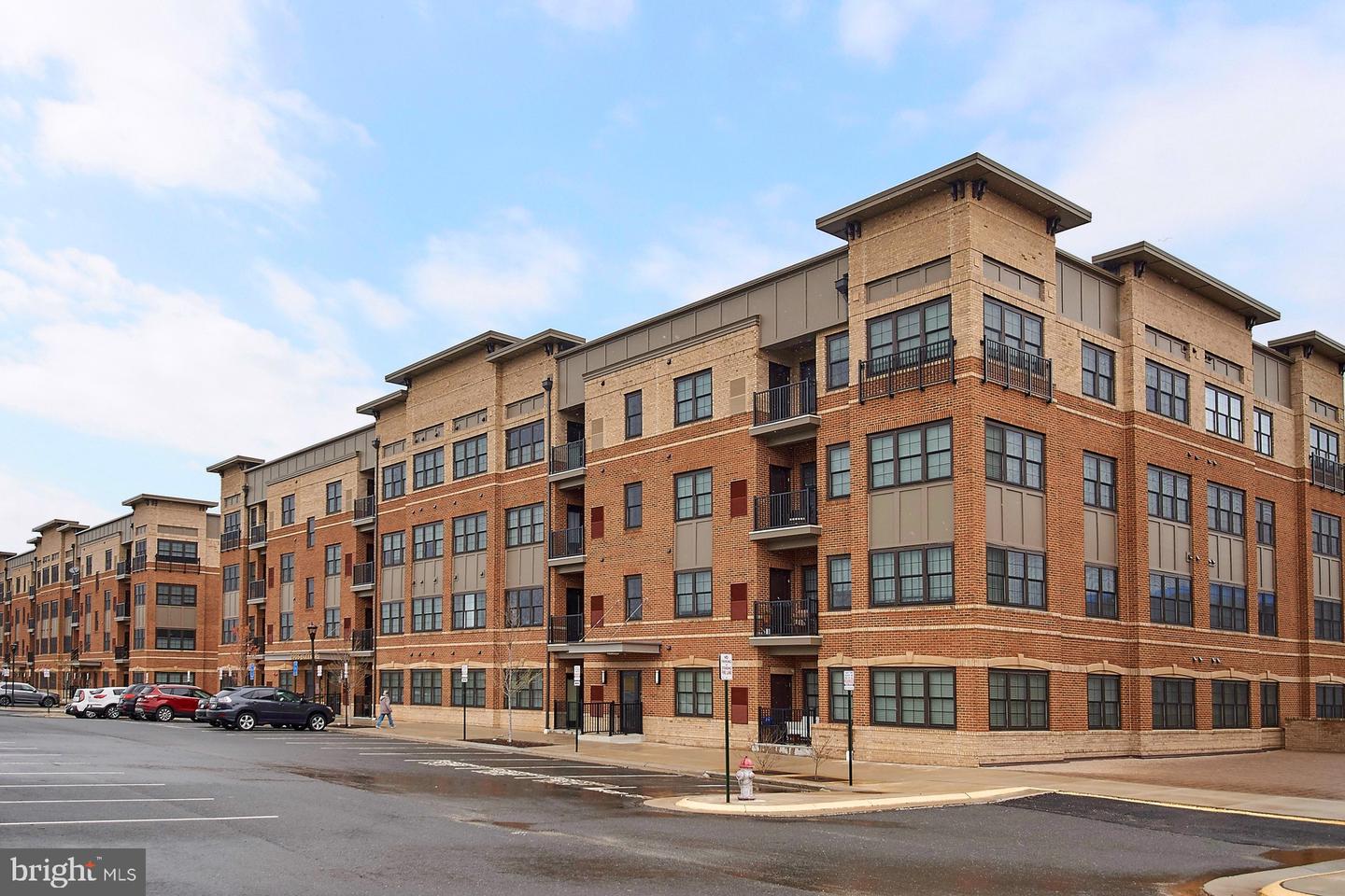 2905 BLEEKER ST #4-406, FAIRFAX, Virginia 22031, 2 Bedrooms Bedrooms, ,2 BathroomsBathrooms,Residential,For sale,2905 BLEEKER ST #4-406,VAFX2211224 MLS # VAFX2211224