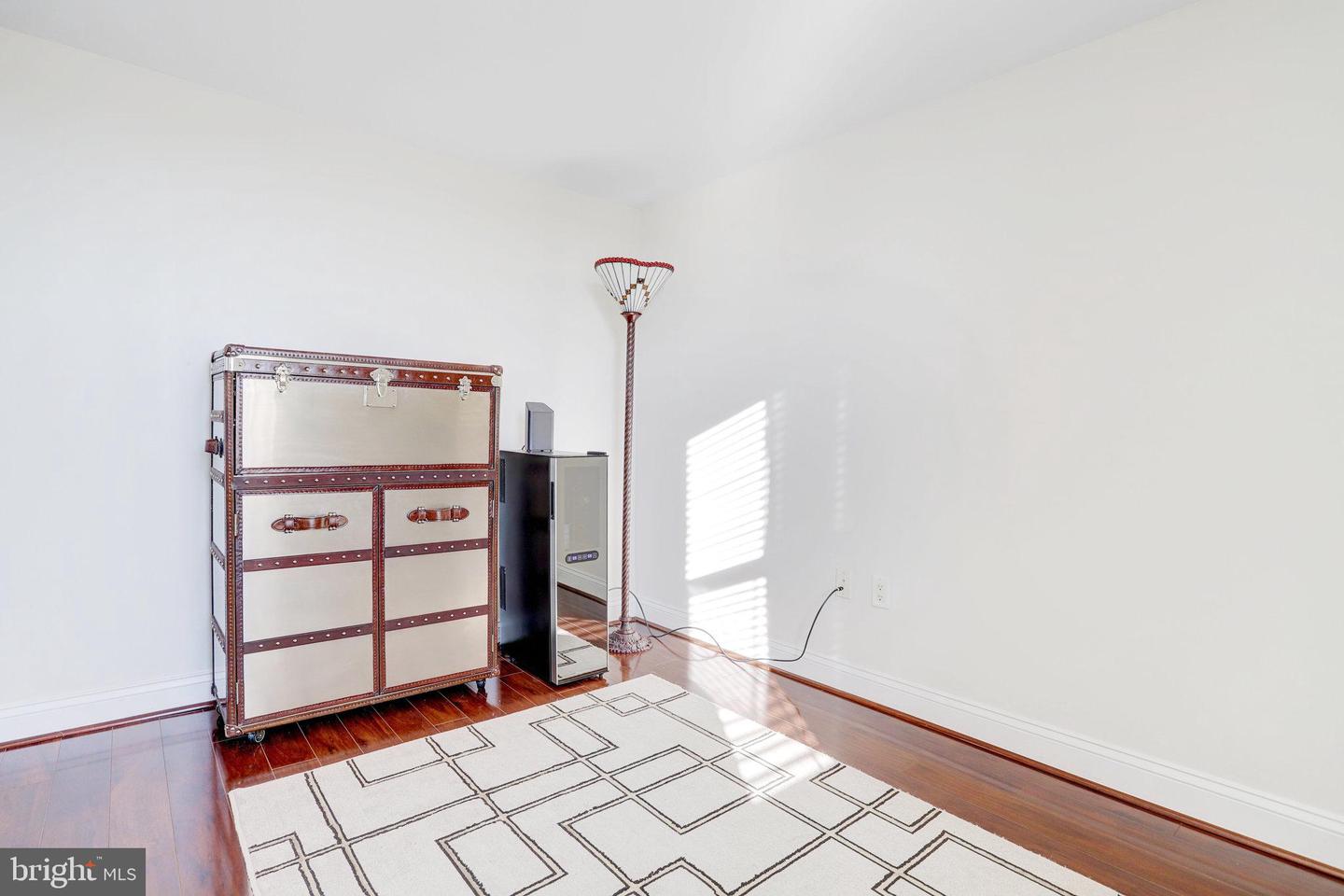 1111 ORONOCO ST #430, ALEXANDRIA, Virginia 22314, 2 Bedrooms Bedrooms, ,2 BathroomsBathrooms,Residential,For sale,1111 ORONOCO ST #430,VAAX2039728 MLS # VAAX2039728